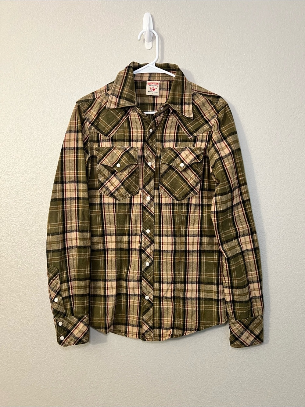 True Religion Women’s Western Pearl Snap Plaid Shirt Green Tan Size Small NWOT